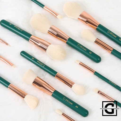 [763600000319 DF1343] DUCARE SET DE 13 BROCHAS PARA MAQUILLAJE WONDERLAND